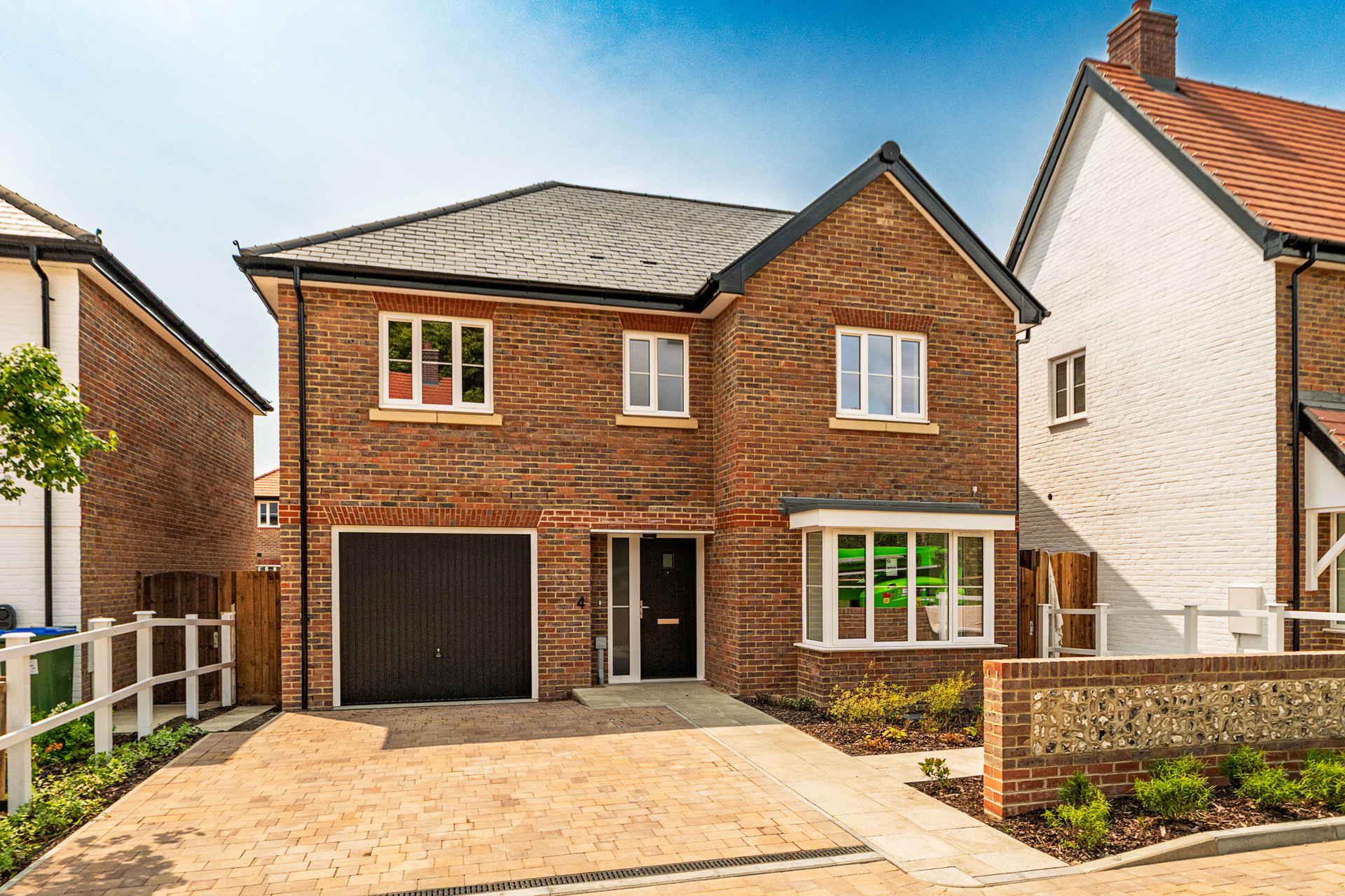 11 Meadow Gate