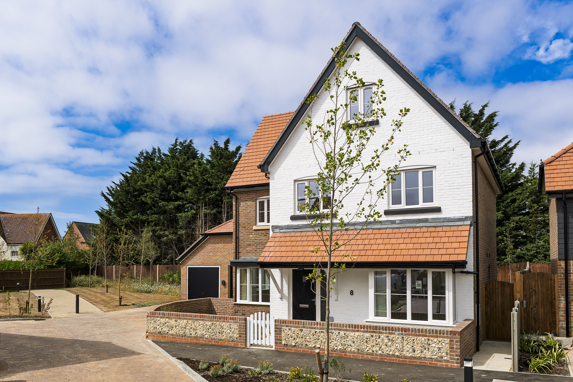 16 Meadow Gate