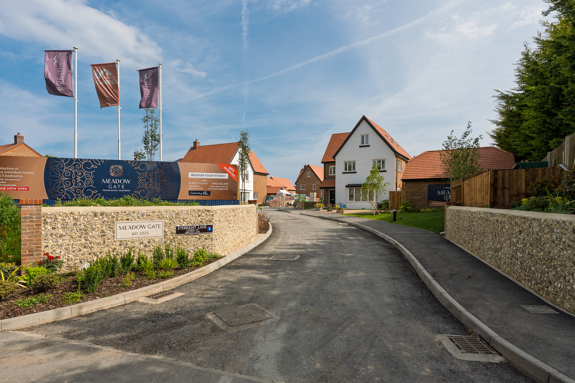 13 Meadow Gate