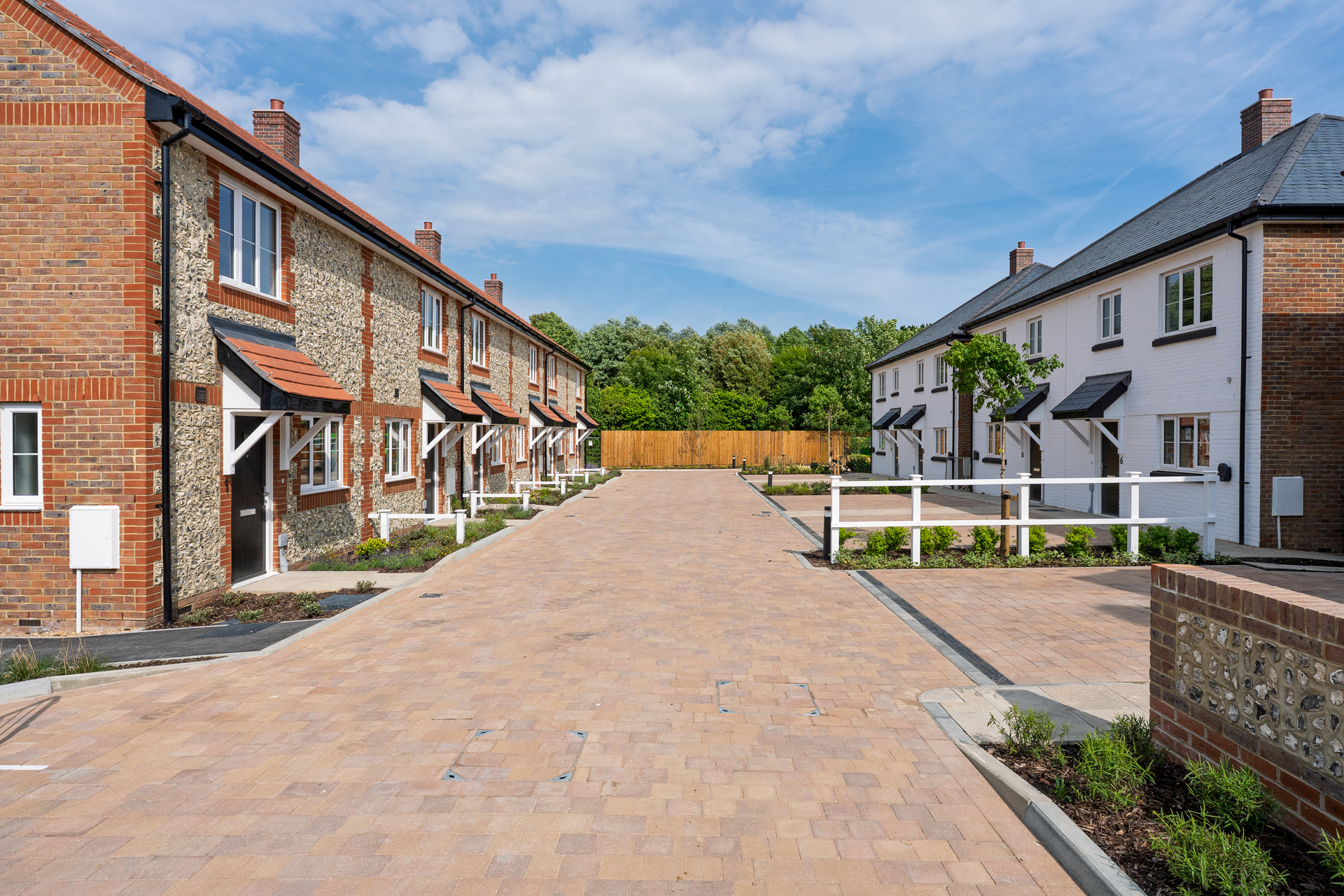 2 Meadow Gate
