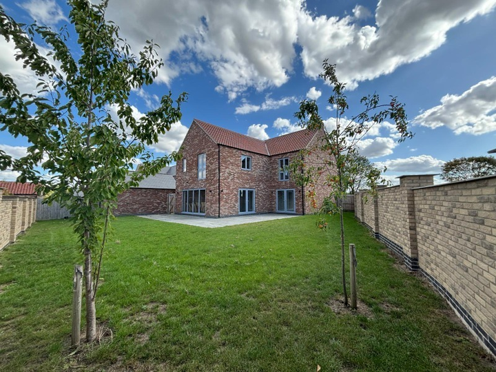 Plot 2 - The Woodlark